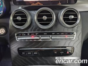 Mercedes-Benz C-Class C200 Coupe 2023 года из Южной Кореи