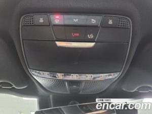 Mercedes-Benz C-Class C200 Coupe 2023 года из Южной Кореи