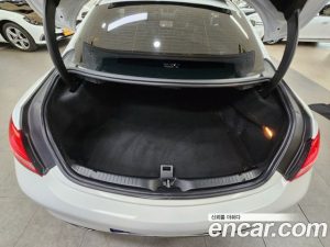 Mercedes-Benz C-Class C200 Coupe 2023 года из Южной Кореи