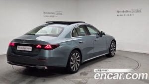 Mercedes-Benz E-Class E350e 4MATIC 2025 года из Южной Кореи