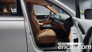 Genesis GV80 2.5T Бензин AWD 2024 года из Южной Кореи