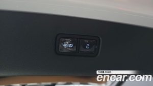 Genesis GV80 2.5T Бензин AWD 2024 года из Южной Кореи