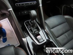 Renault-KoreaSamsung QM6 2.0 GDe Premiere 2WD 2024 года из Южной Кореи