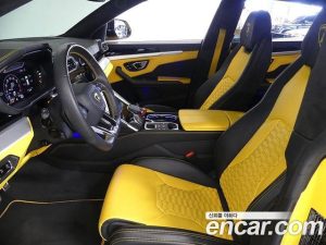Lamborghini Urus 4.0 V8 2022 года из Южной Кореи