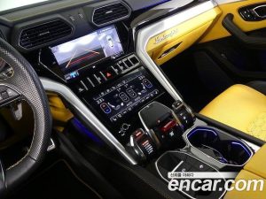 Lamborghini Urus 4.0 V8 2022 года из Южной Кореи