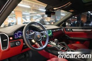 Porsche Cayenne 3.0 Coupe 2023 года из Южной Кореи