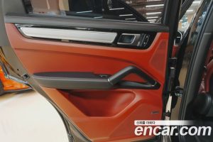 Porsche Cayenne 3.0 Coupe 2023 года из Южной Кореи