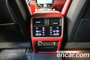 Porsche Cayenne 3.0 Coupe 2023 года из Южной Кореи