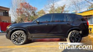 Volvo XC90 T8 Ultra темный HYBRID 2026 года из Южной Кореи