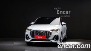 Audi Q3 35 TDI Premium Sportback 2023 года из Южной Кореи