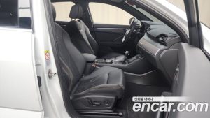 Audi Q3 35 TDI Premium Sportback 2023 года из Южной Кореи