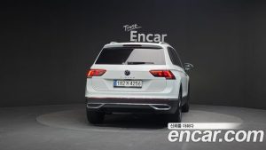 Volkswagen Tiguan 2.0 TDI Premium 2023 года из Южной Кореи