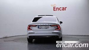 Volvo S60 B5 Inscription 2022 года из Южной Кореи