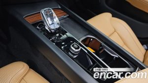 Volvo S60 B5 Inscription 2022 года из Южной Кореи