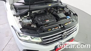 Volkswagen Tiguan 2.0 TDI Prestige 2023 года из Южной Кореи