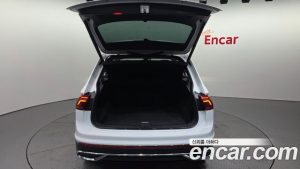 Volkswagen Tiguan 2.0 TDI Prestige 2023 года из Южной Кореи