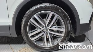 Volkswagen Tiguan 2.0 TDI Prestige 2022 года из Южной Кореи