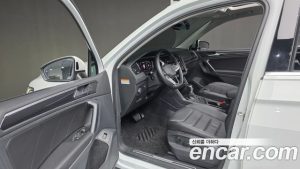 Volkswagen Tiguan 2.0 TDI Prestige 2022 года из Южной Кореи