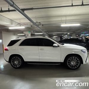 Mercedes-Benz GLE-Class GLE450 4MATIC 2025 года из Южной Кореи