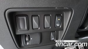 Renault-KoreaSamsung QM6 2.0 LPe RE 2WD 2026 года из Южной Кореи