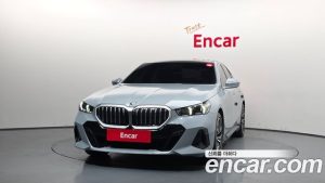BMW 5-Series 520i M Sport 2024 года из Южной Кореи