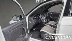 Volkswagen T-Roc 2.0 TDI Prestige 2022 года из Южной Кореи