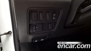 Renault-KoreaSamsung QM6 2.0 GDe LE Signature 2WD 2023 года из Южной Кореи