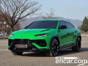Lamborghini Urus 4.0 V8 S 2023 года из Южной Кореи