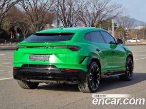 Lamborghini Urus 4.0 V8 S 2023 года из Южной Кореи