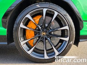 Lamborghini Urus 4.0 V8 S 2023 года из Южной Кореи