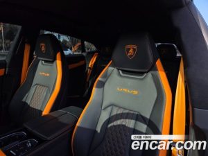 Lamborghini Urus 4.0 V8 S 2023 года из Южной Кореи