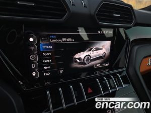 Lamborghini Urus 4.0 V8 S 2023 года из Южной Кореи