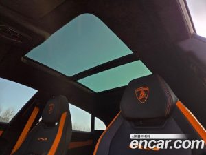 Lamborghini Urus 4.0 V8 S 2023 года из Южной Кореи
