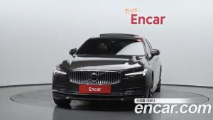Volvo S90 B6 AWD Inscription 2022 года из Южной Кореи