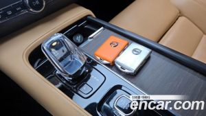 Volvo S90 B6 AWD Inscription 2022 года из Южной Кореи