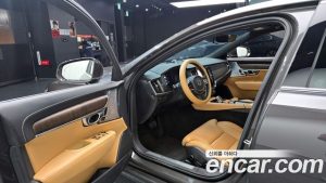 Volvo S90 B6 AWD Inscription 2022 года из Южной Кореи