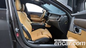 Volvo S90 B6 AWD Inscription 2022 года из Южной Кореи