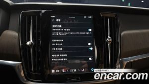 Volvo S90 B6 AWD Inscription 2022 года из Южной Кореи