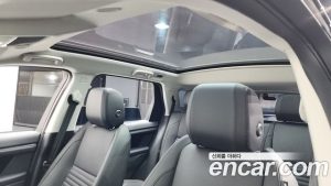 Land Rover Discovery Sport P250 S 2025 года из Южной Кореи