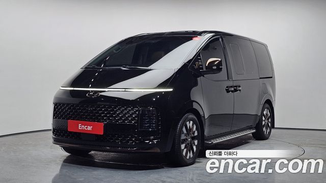 Hyundai Staria L3.5 Lounge 9-Seater 2024 года из Кореи