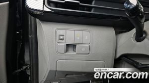 Hyundai Staria L3.5 Lounge 9-Seater 2024 года из Южной Кореи
