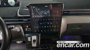 Hyundai Staria L3.5 Lounge 9-Seater 2024 года из Южной Кореи