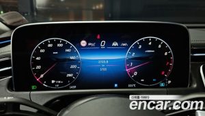 Mercedes-Benz E-Class E200 Avantgarde 2024 года из Южной Кореи