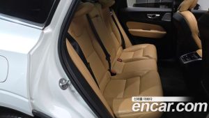 Volvo XC60 B5 ULTIMATE Bright 2024 года из Южной Кореи