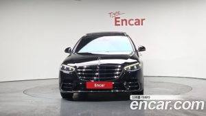 Mercedes-Benz S-Class S500L 4MATIC 2024 года из Южной Кореи