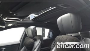 Mercedes-Benz S-Class S500L 4MATIC 2024 года из Южной Кореи