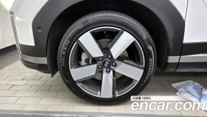 Hyundai Santafe Бензин 2.5T 2WD 2024 года из Южной Кореи