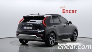 Kia Niro Signature 2025 года из Южной Кореи