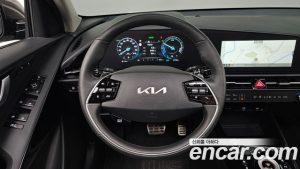 Kia Niro Signature 2025 года из Южной Кореи