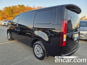 Hyundai Staria Wagon 5 2025 года из Южной Кореи